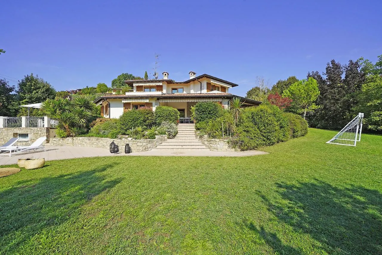 Villa Gelso Park And Private Pool, Lake View, Ac, Soiano Del Lago 0*,  Italy