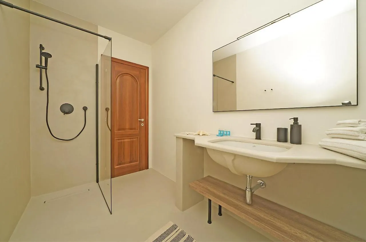 Villa Gelso Park And Private Pool, Lake View, Ac, Soiano Del Lago 0*,