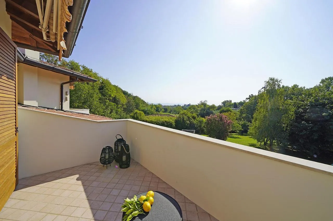 Villa Gelso park&private pool, lake view, ac, Soiano Del Lago