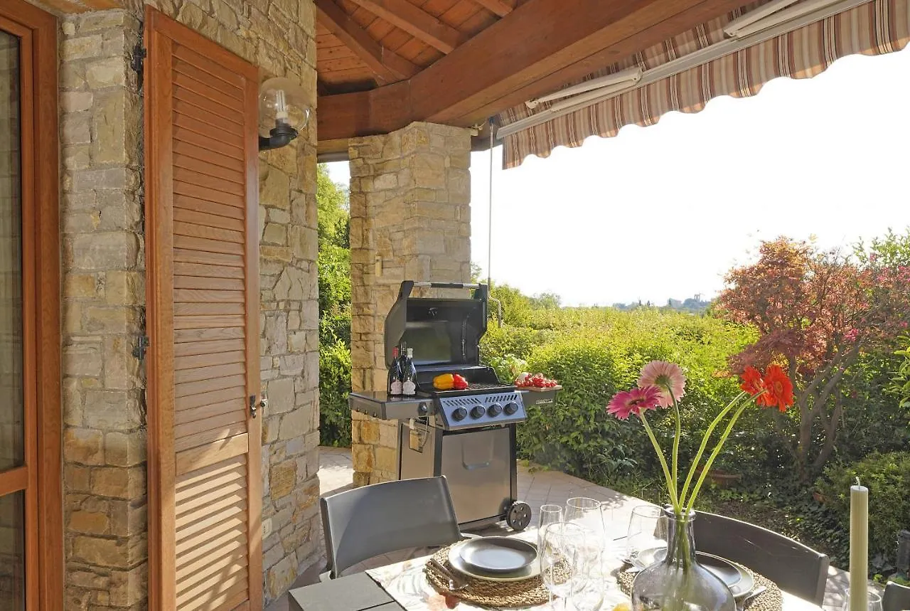 Villa Gelso park&private pool, lake view, ac, Soiano Del Lago