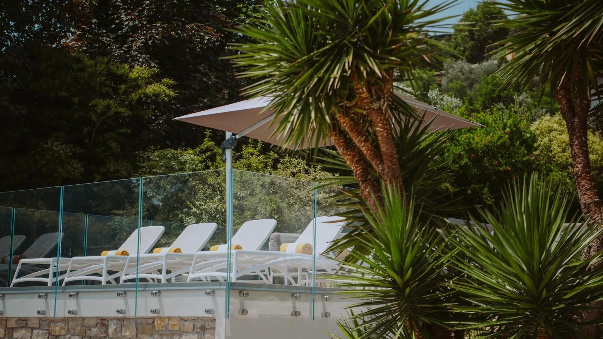 Villa Gelso park&private pool, lake view, ac, Soiano Del Lago